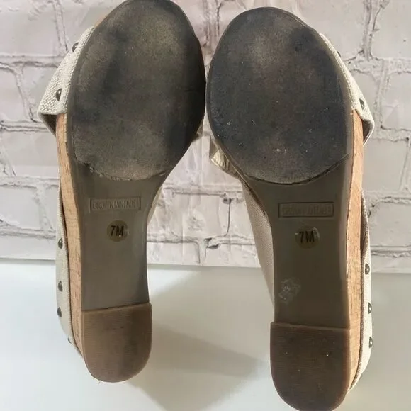 Crown Vintage Women's Cream Wedge Sandals - Picture 5 of 5